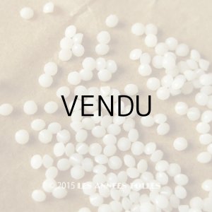 画像: アンティーク 極小 ラインストーン カボション 白 ホワイト  2mm フランス製