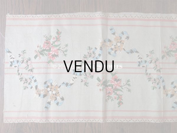 画像4: 18世紀末 アンティーク シルク製  手刺繍 薔薇模様 幅広リボン 1m (4)
