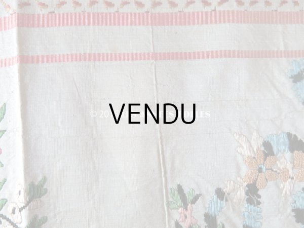 画像8: 18世紀末 アンティーク シルク製  手刺繍 薔薇模様 幅広リボン 1m (8)