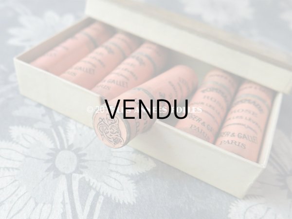 画像6: アンティーク 未使用 リップスティックの紙箱 ピンク POMMADE ROSE POUR LES LEVRES - ROGER&GALLET PARIS - (6)