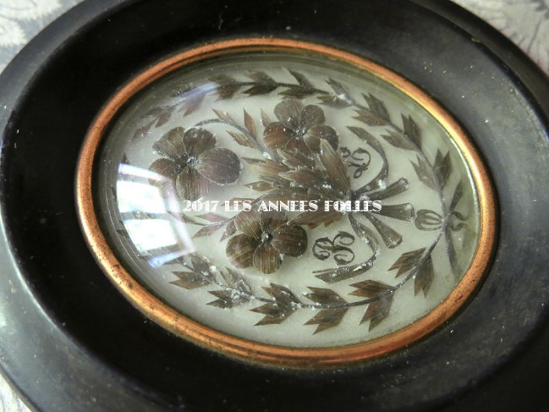 画像2: アンティーク ルリケール 聖遺物のガラスドーム 木製フレーム (2)