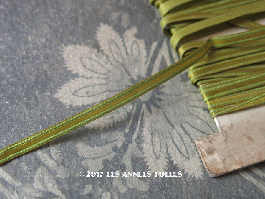 画像1: 19世紀末 アンティーク シルク製 リボン 極細 4mm幅 オリーブグリーン (1)