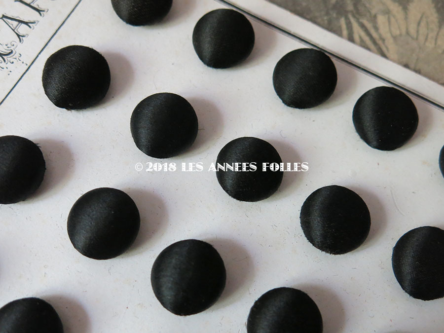 画像4: 19世紀末 アンティーク  シルク製 くるみボタン 16mm  36ピース 黒 (4)