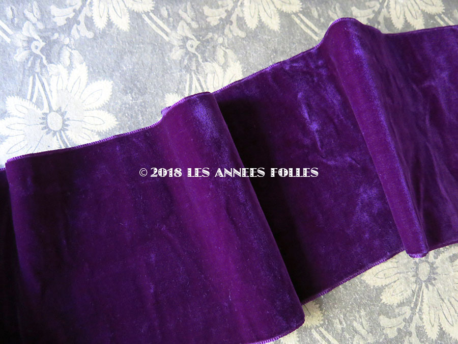 画像3: 19世紀末 アンティーク シルク製 幅広 ベルベットのリボン 深紫  1.7m　幅11cm (3)
