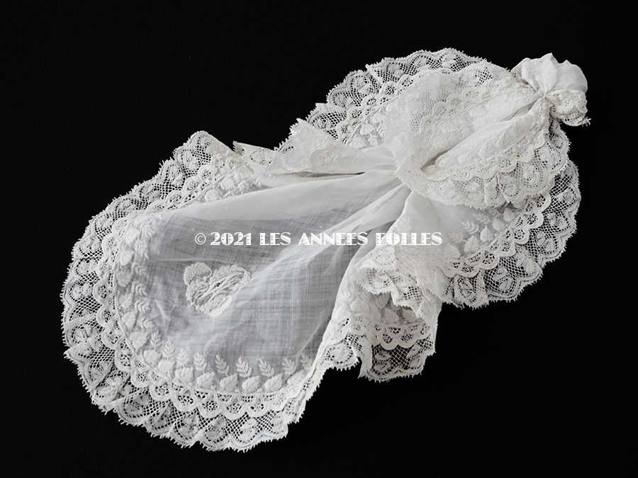 画像2: 19世紀 アンティーク  クラヴァット ホワイトワーク & 手編みのヴァランシエンヌレース イニシャルの刺繍入り (2)