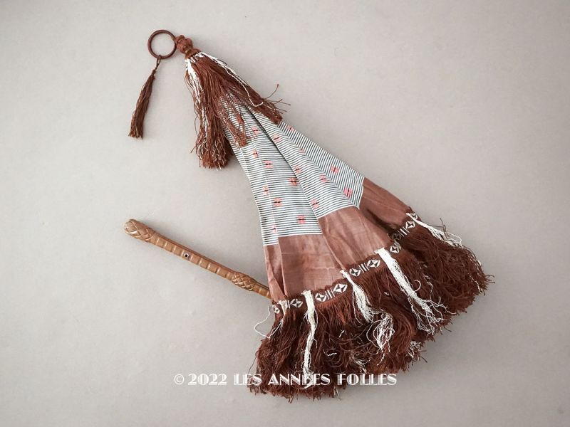 画像1: 19世紀末 アンティーク  シルク製　ピンク＆チョコレートブラウンの日傘 　 (1)