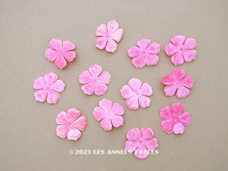 画像1: アンティーク　ベルベットの布花  花びら 11〜12ピースのセット　ピンク (1)