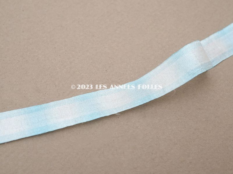 画像3: アンティーク  リボン刺繍 & ロココトリム用 シルク製リボン 14mm幅 水色 (3)