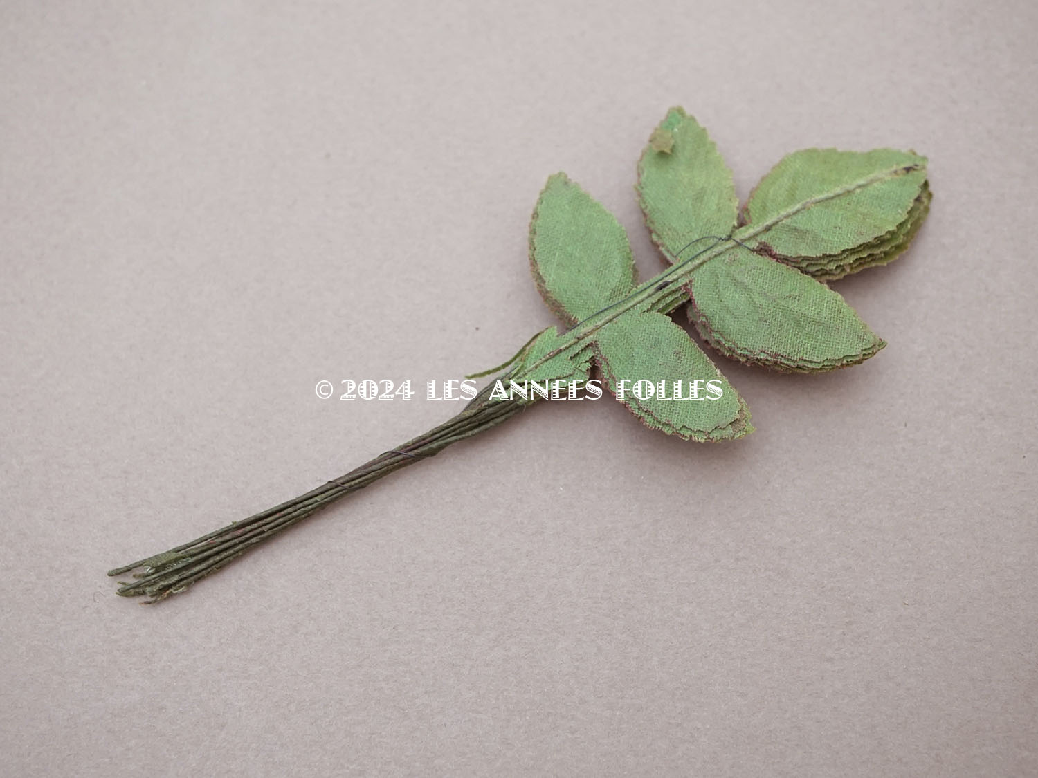 画像3: アンティーク 布花用 薔薇のリーフ 12ピースのセット (3)