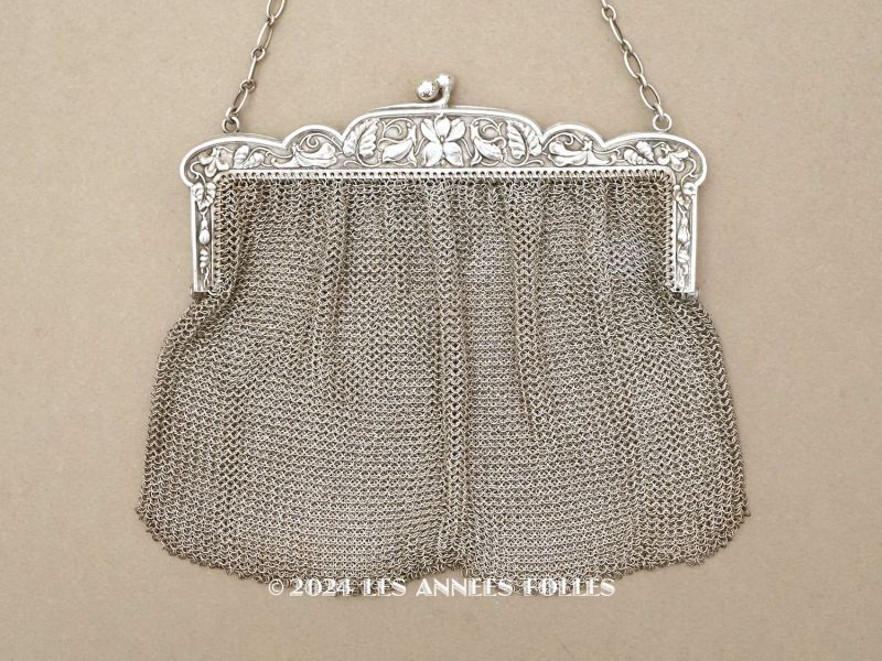 画像1: 1900年頃 アンティーク 菫のモチーフ　シルバー製 メタルメッシュのバッグ  (1)
