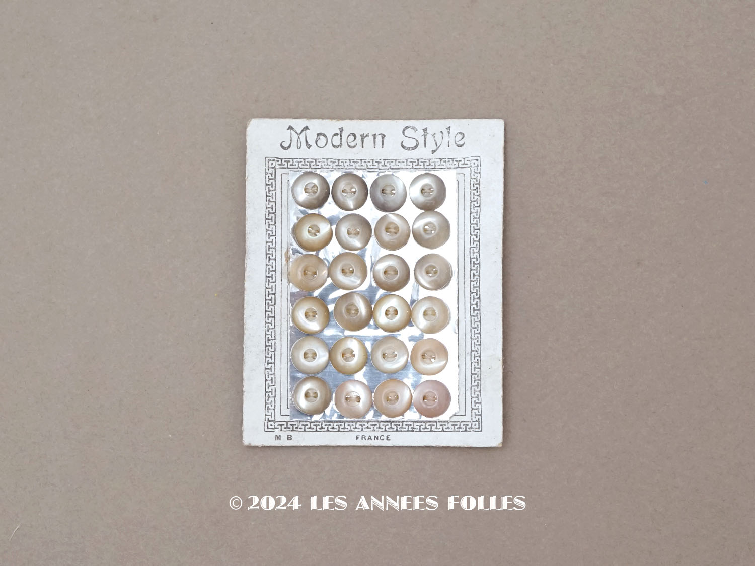 画像1: アンティーク マザーオブパール製 極小 ボタン 7.5mm 24ピース ピンク＆ベージュ＆グレイ シェルボタン  (1)