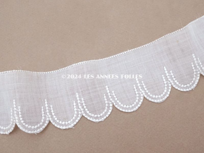 画像2: アンティーク スカラップレース 刺繍入り 4.7cm幅 コットンオーガンジー (2)