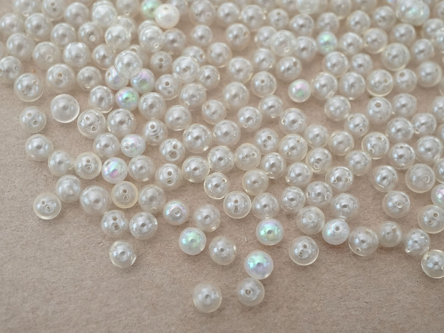 画像3: アンティーク スフレビーズ オーロラ加工  極小 吹きガラス製 ビーズ 4mm  53g (3)