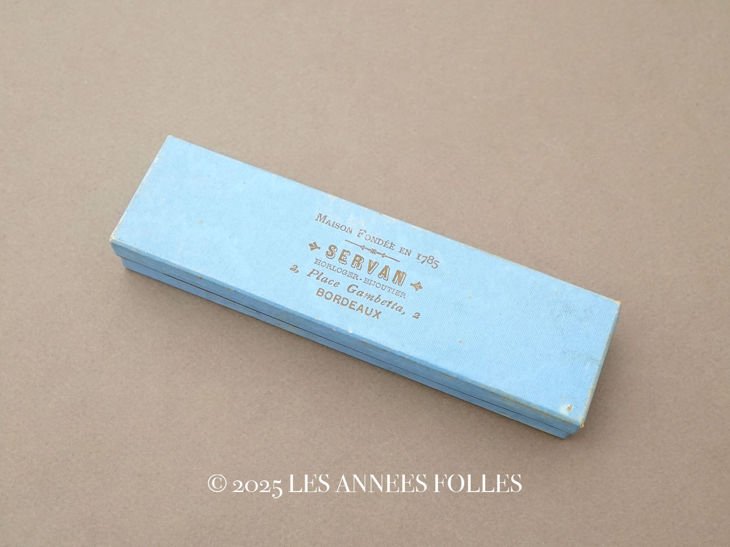 画像1: 1785年創業 ジュエリーショップの紙箱 ジュエリーボックス - SERVAN BORDEAUX - (1)