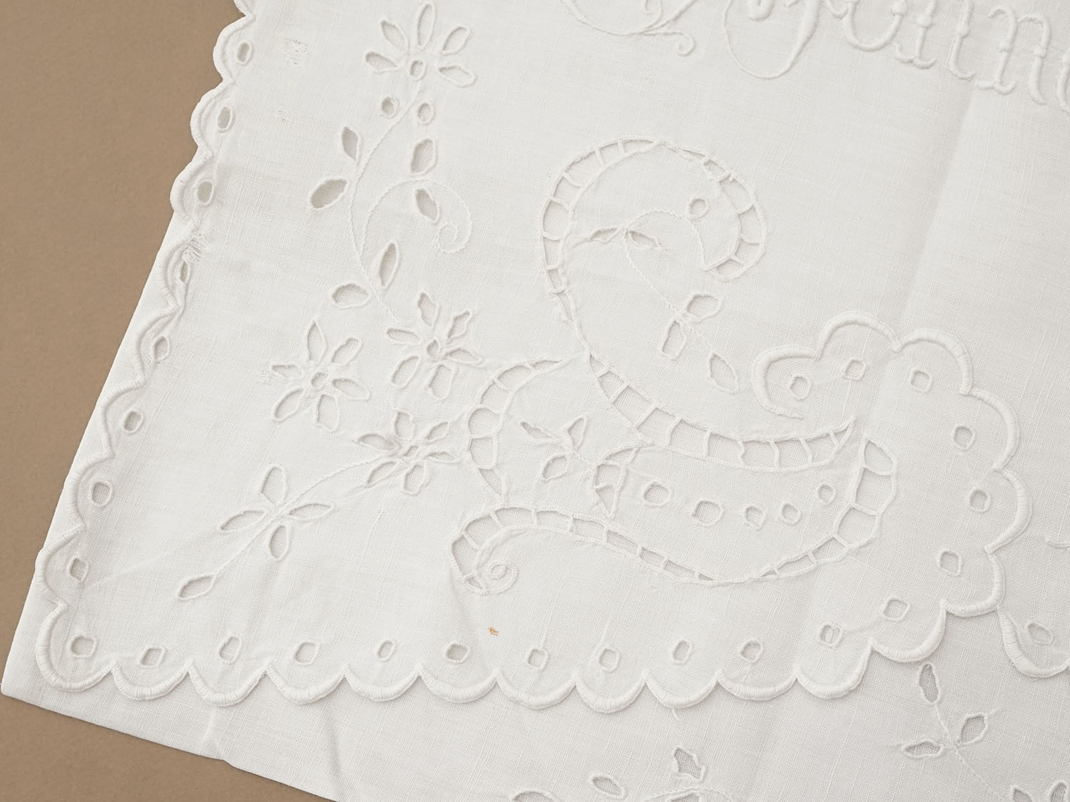 画像6: アンティーク パジャマケース BONNE NUIT 手刺繍 ホワイトワーク (6)