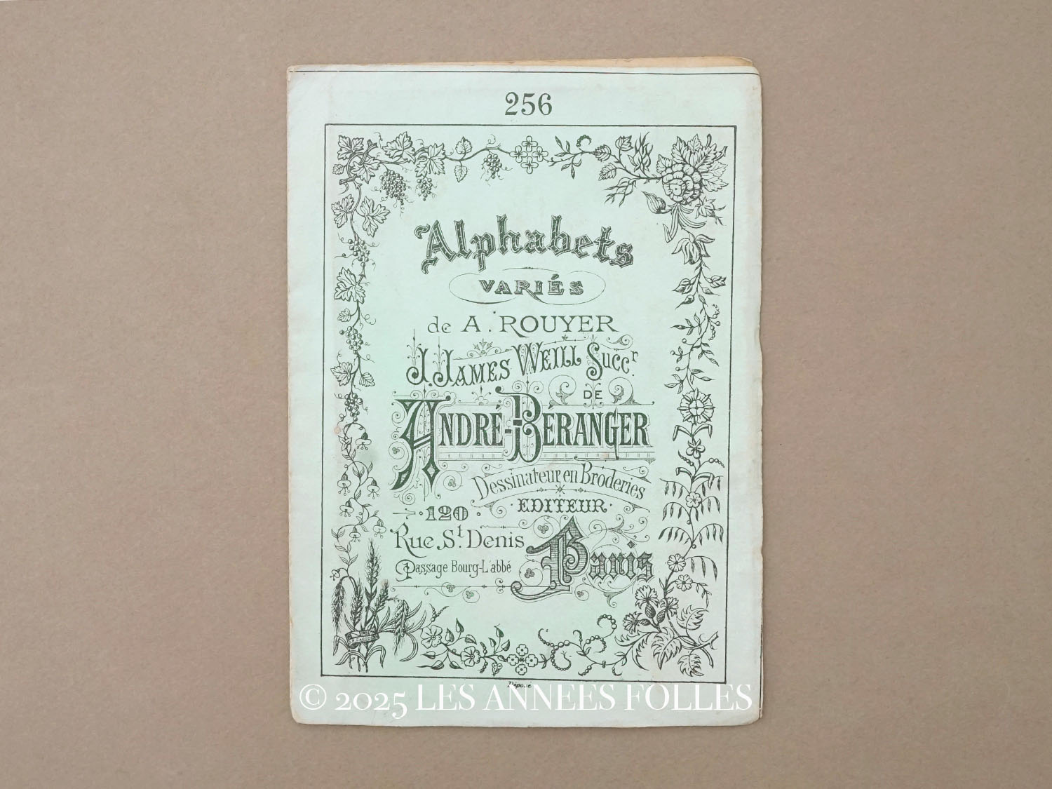 画像1: アンティーク アルファベットの図案帳 ALPHABETS VARIES N 256 - ANDRE-BERANGER -  (1)