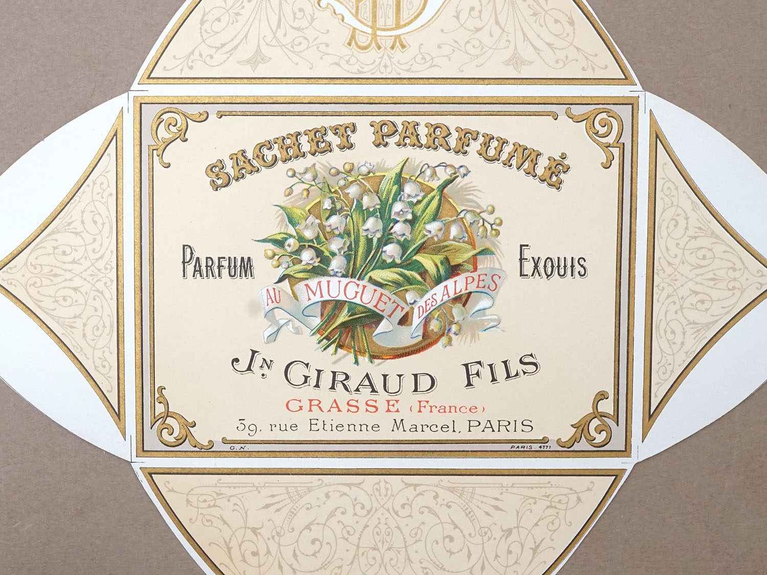 画像2: アンティーク 鈴蘭 パウダーサシェのラベル SACHET PARFUME AU MUGUET DES ALPES パフュームラベル - JN.GIRAUD FILS - (2)