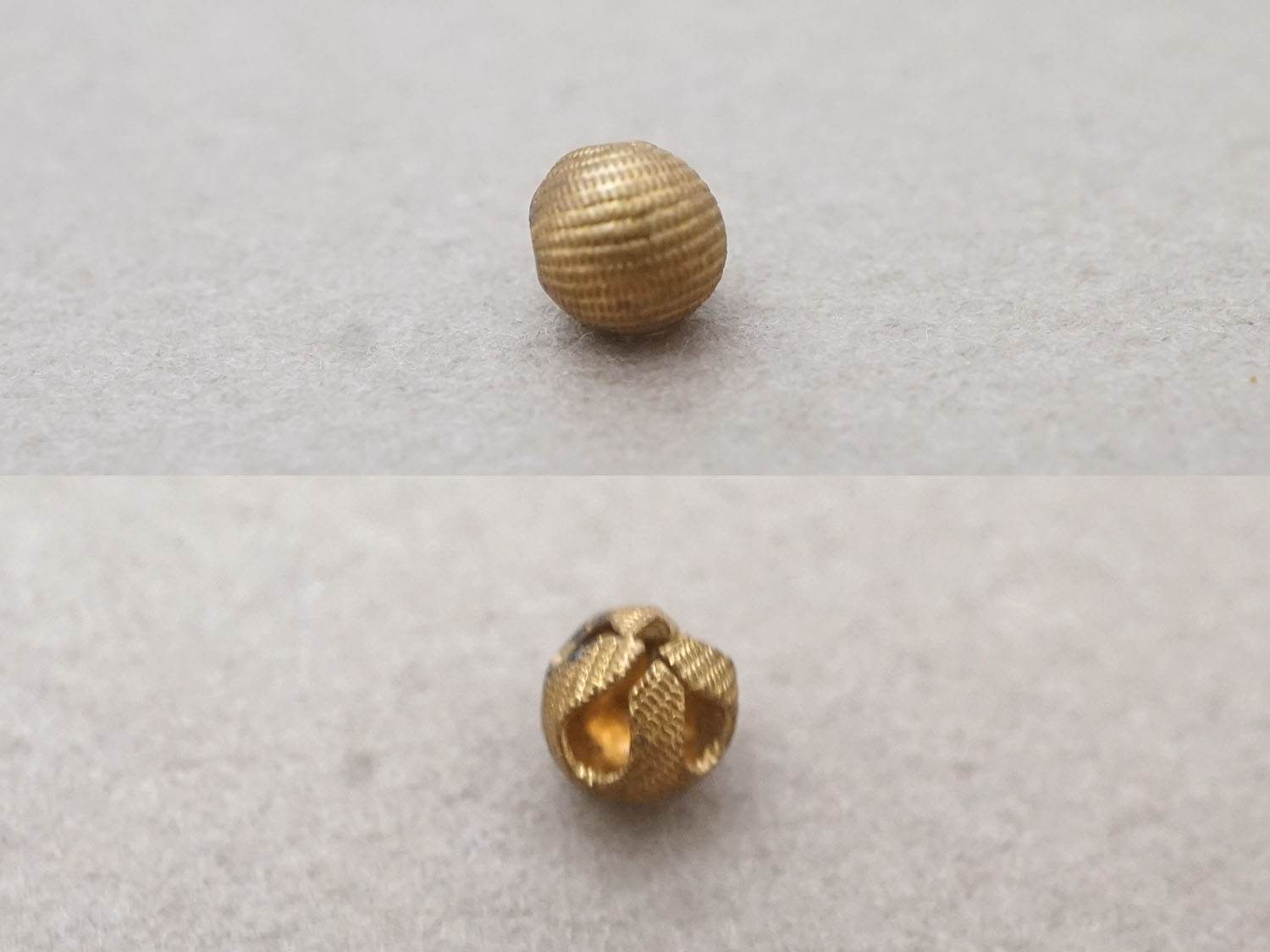 画像2: アンティーク 極小 4.5mm ボタン ストライプ ゴールド 1ピース (2)