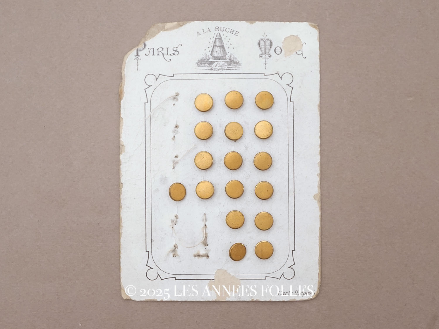 画像1: 19世紀末 アンティーク メタル製 ボタン ゴールド 8mm  17ピース (1)