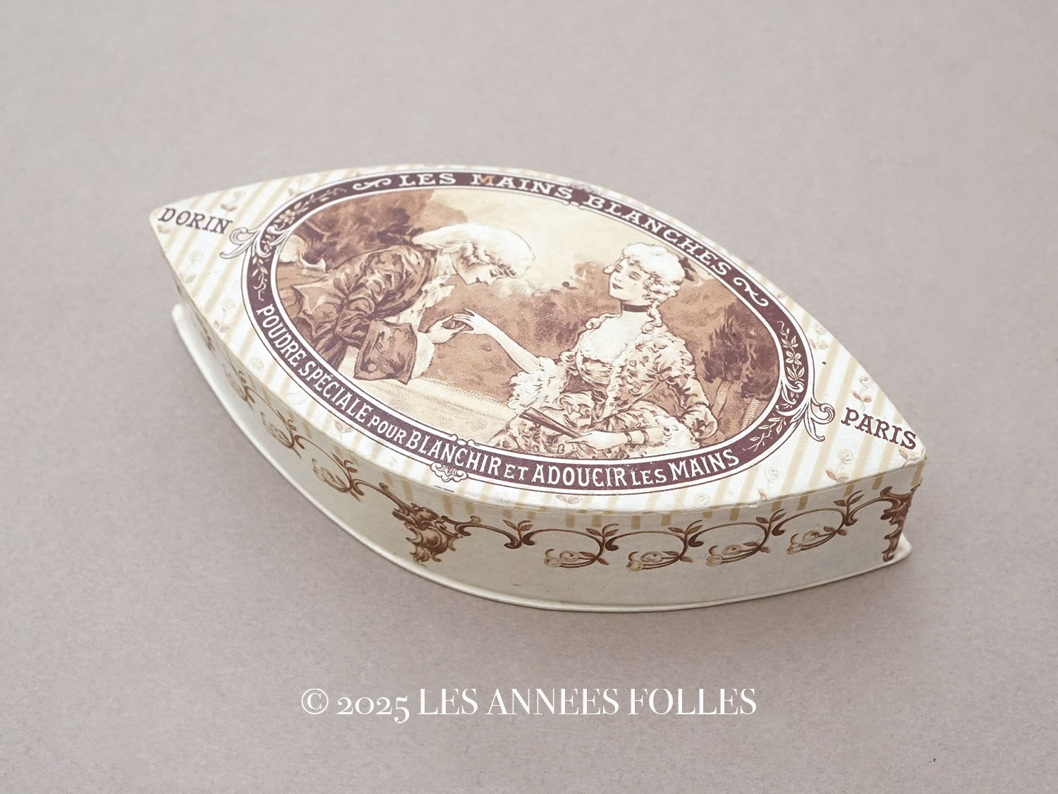 画像1: アンティーク パウダーボックス POUDRE SPECIALE POUR BLANCHIR ET ADOUCIR LES MAINS - DORIN PARIS - (1)