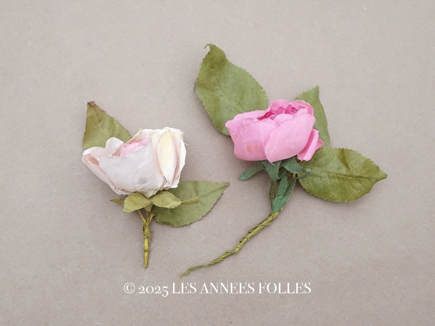 画像1: アンティーク 小さな薔薇の布花  ピース売り  (1)