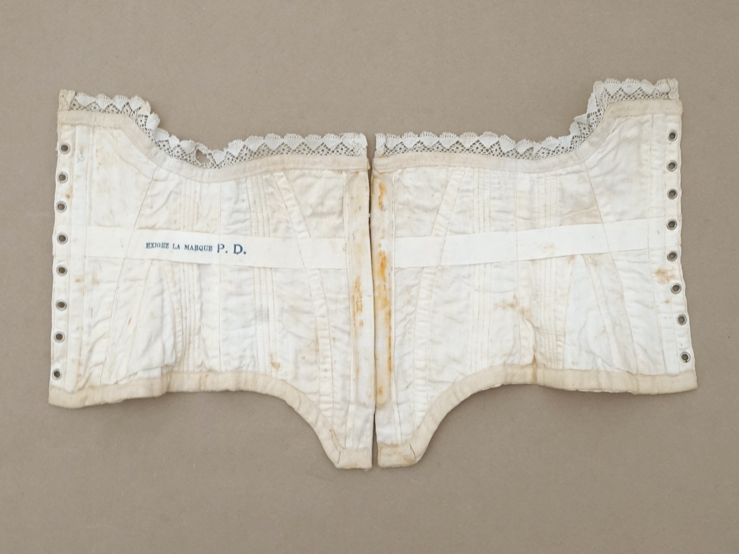 画像3: アンティーク シルク製 ドール用 コルセット ピンクベージュ LA MARQUE P.D. (3)