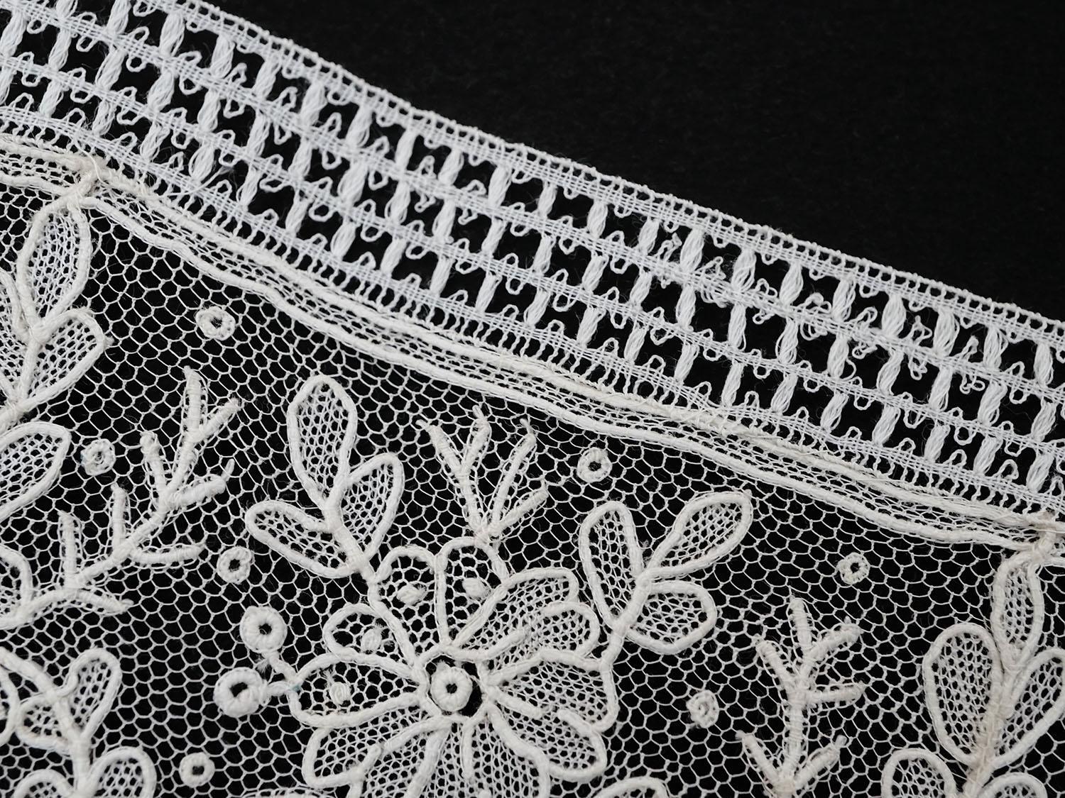 画像4: 19世紀末 アンティーク ポワンドガーズのボーダー ニードルレース  3.8m 8cm幅 花とリーフのガーランド 【ポワン・ド・ガーズ】  (4)