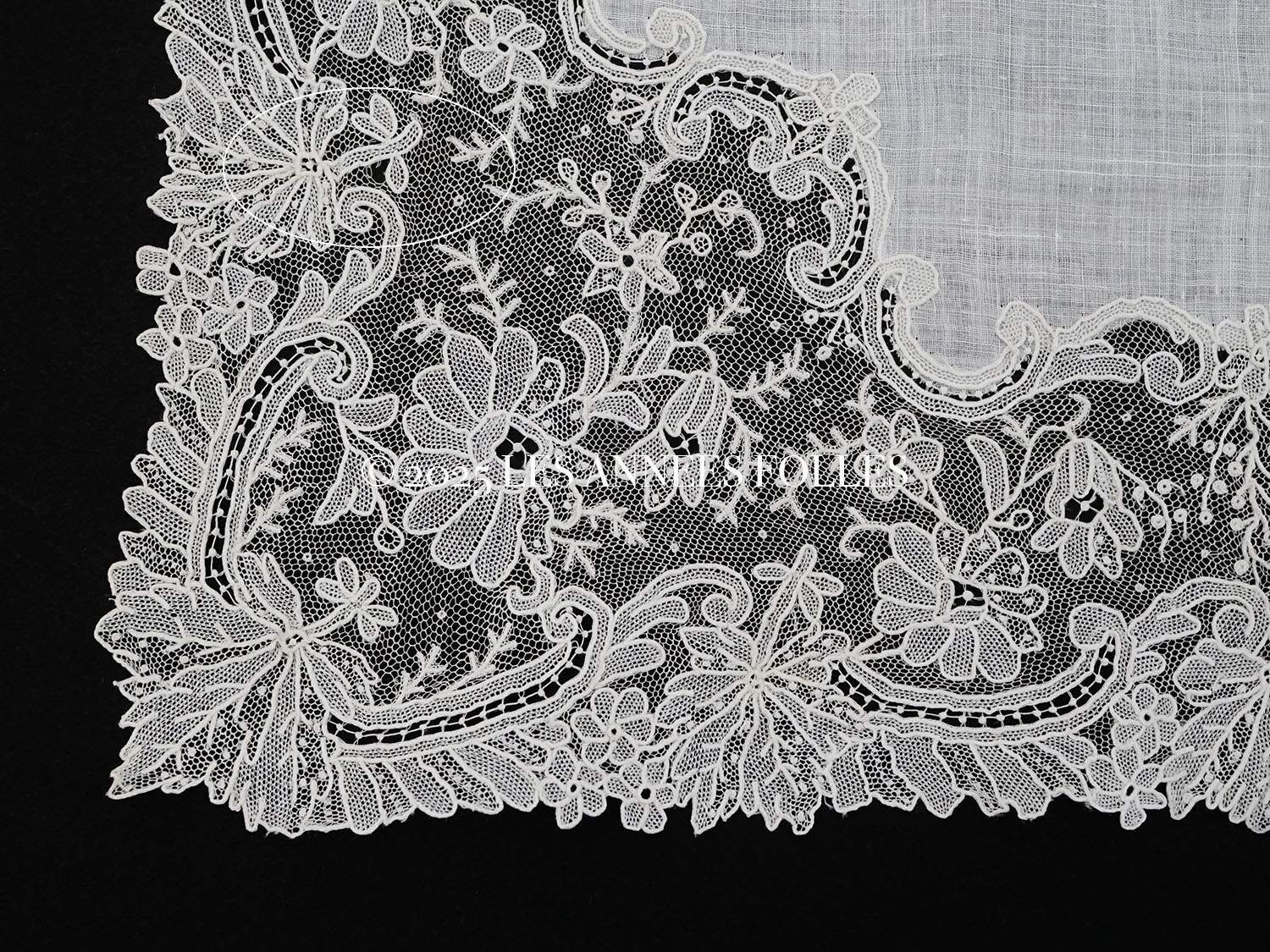 画像5: 19世紀 アンティーク ポワンドガーズ 結婚式のハンカチ【 ポワン・ド・ガーズ 】 (5)