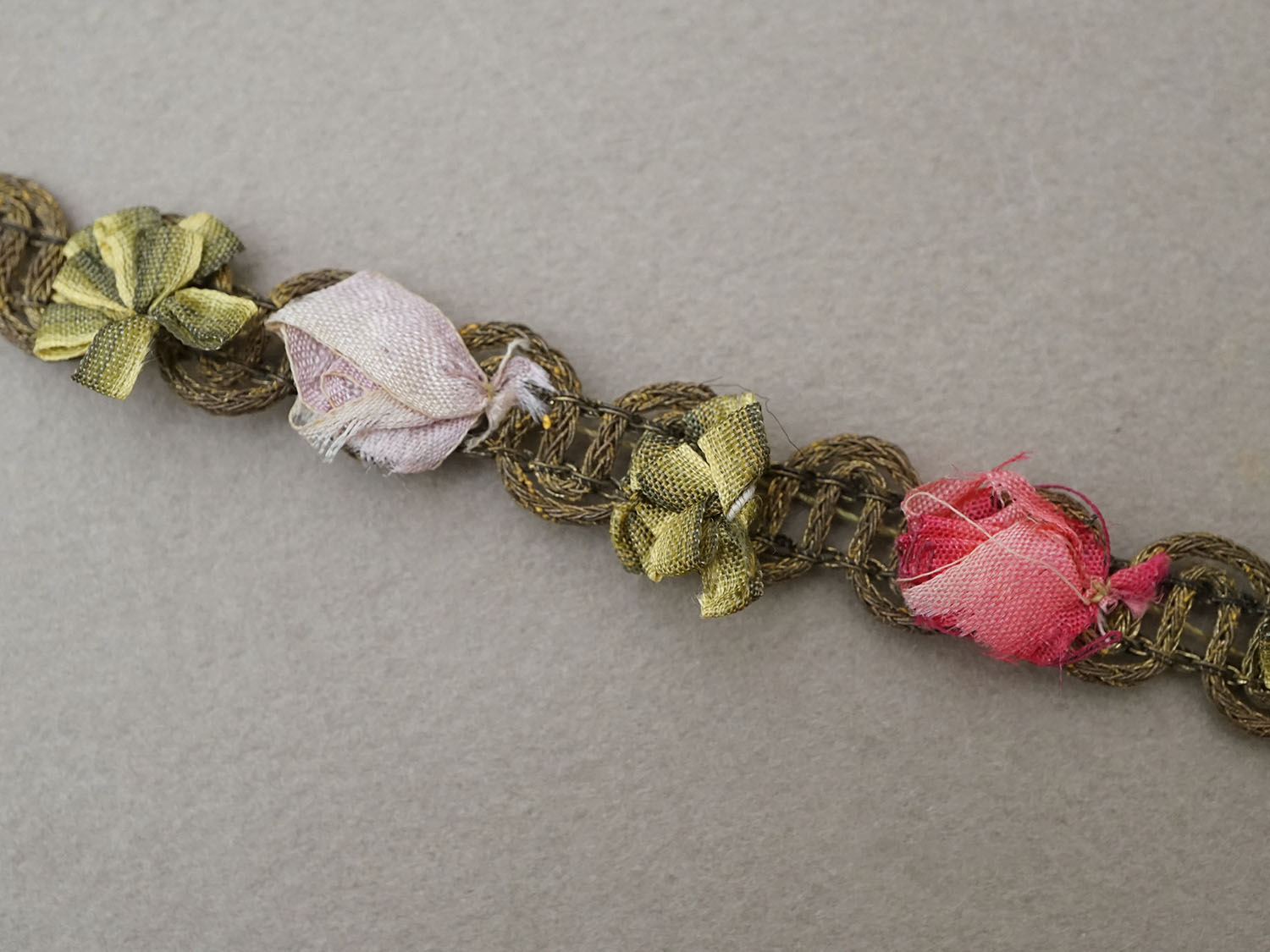 画像8: アンティーク 6色の大きな薔薇のロココトリム ロココリボン 1.2cm幅 (8)