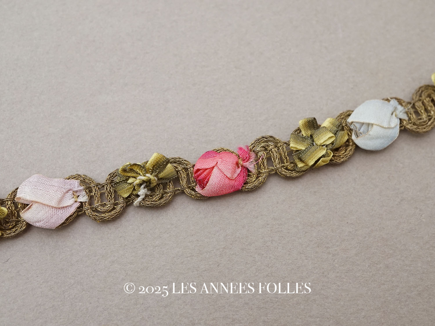 画像1: アンティーク 6色の大きな薔薇のロココトリム ロココリボン 1.2cm幅 (1)