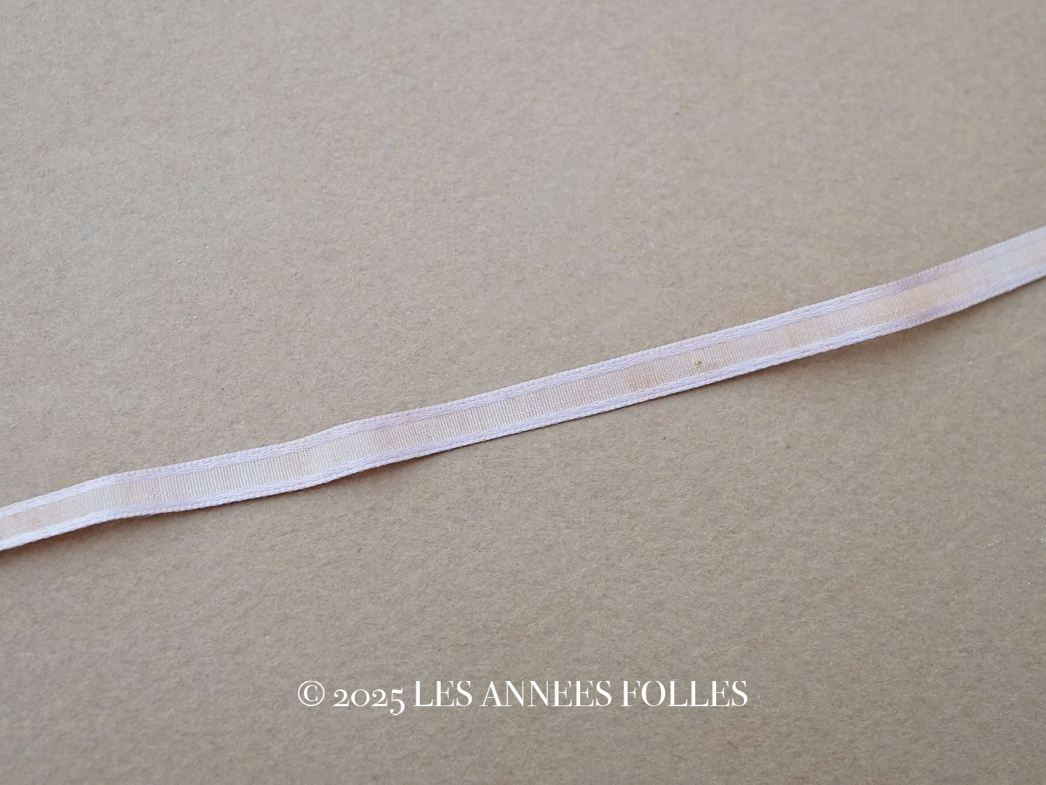 画像1: アンティーク 極細 シルクリボン 薄紫 4mm幅 (1)