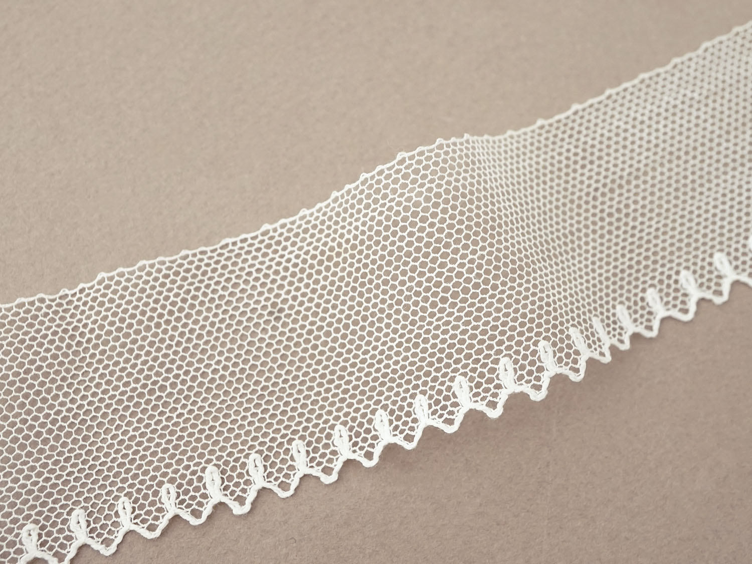 画像4: アンティーク スカラップ チュールレース 3.5cm幅 (4)