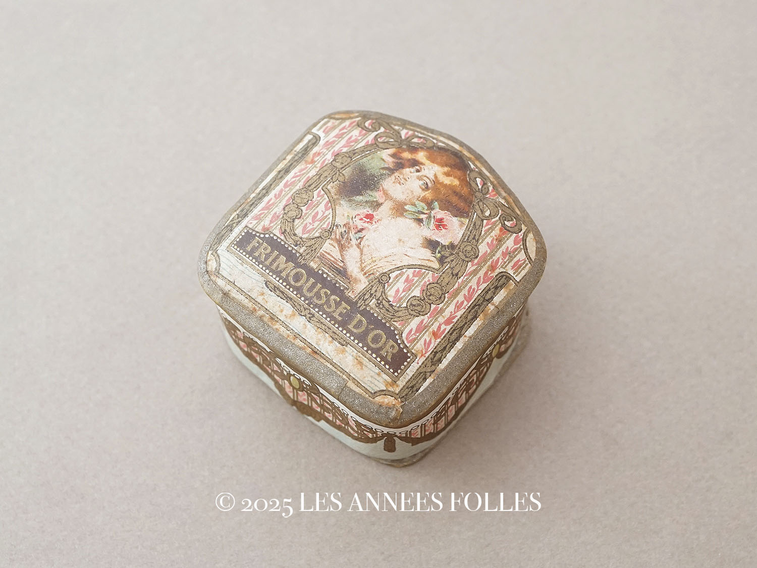 画像1: アンティーク パウダーボックス  FRIMOUSSE D'OR - LORENZY-PALANCA PARIS - (1)