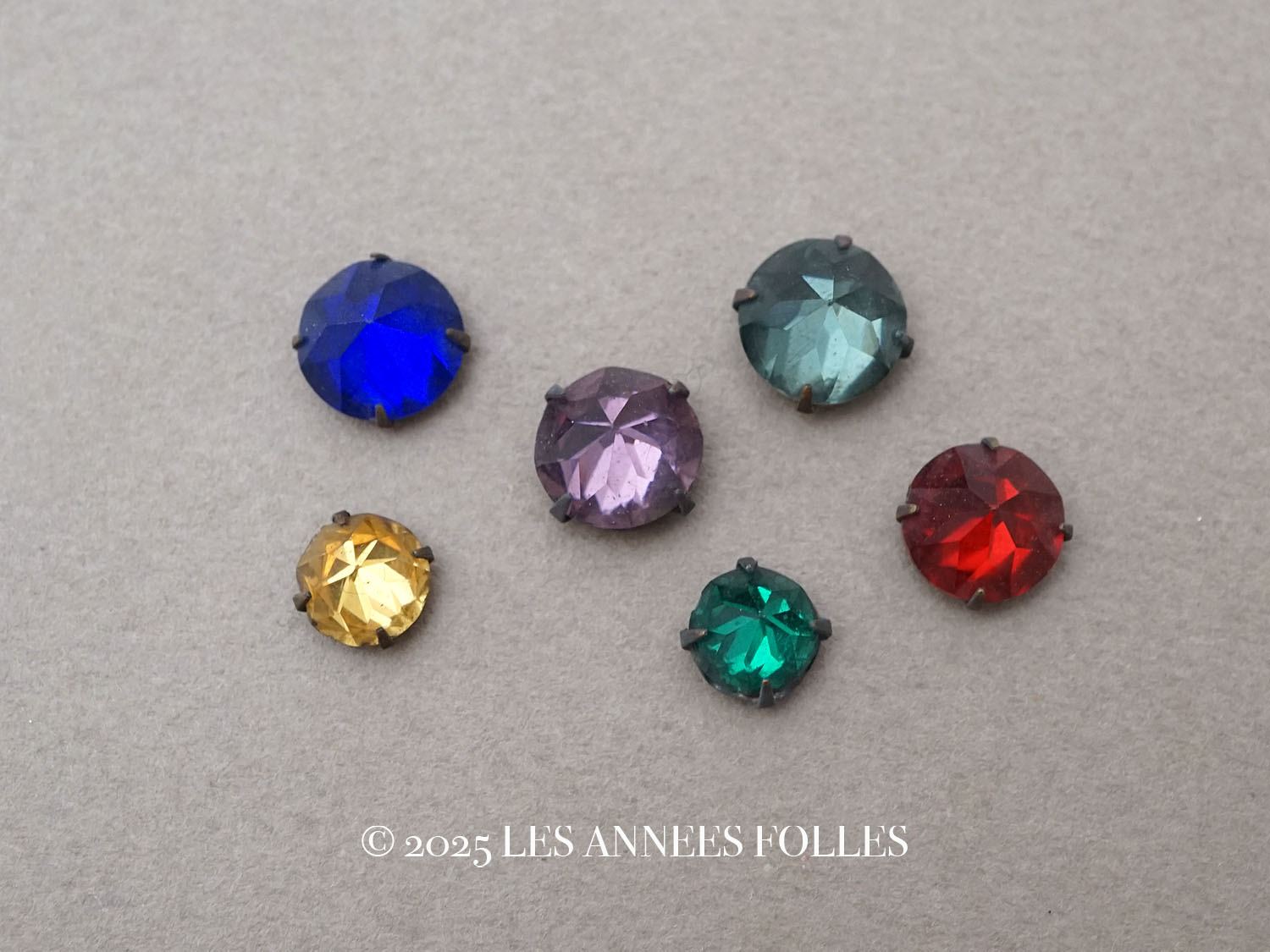 画像1: 19世紀末 アンティーク グラスストーン 6ピースのセット ラインストーン (1)