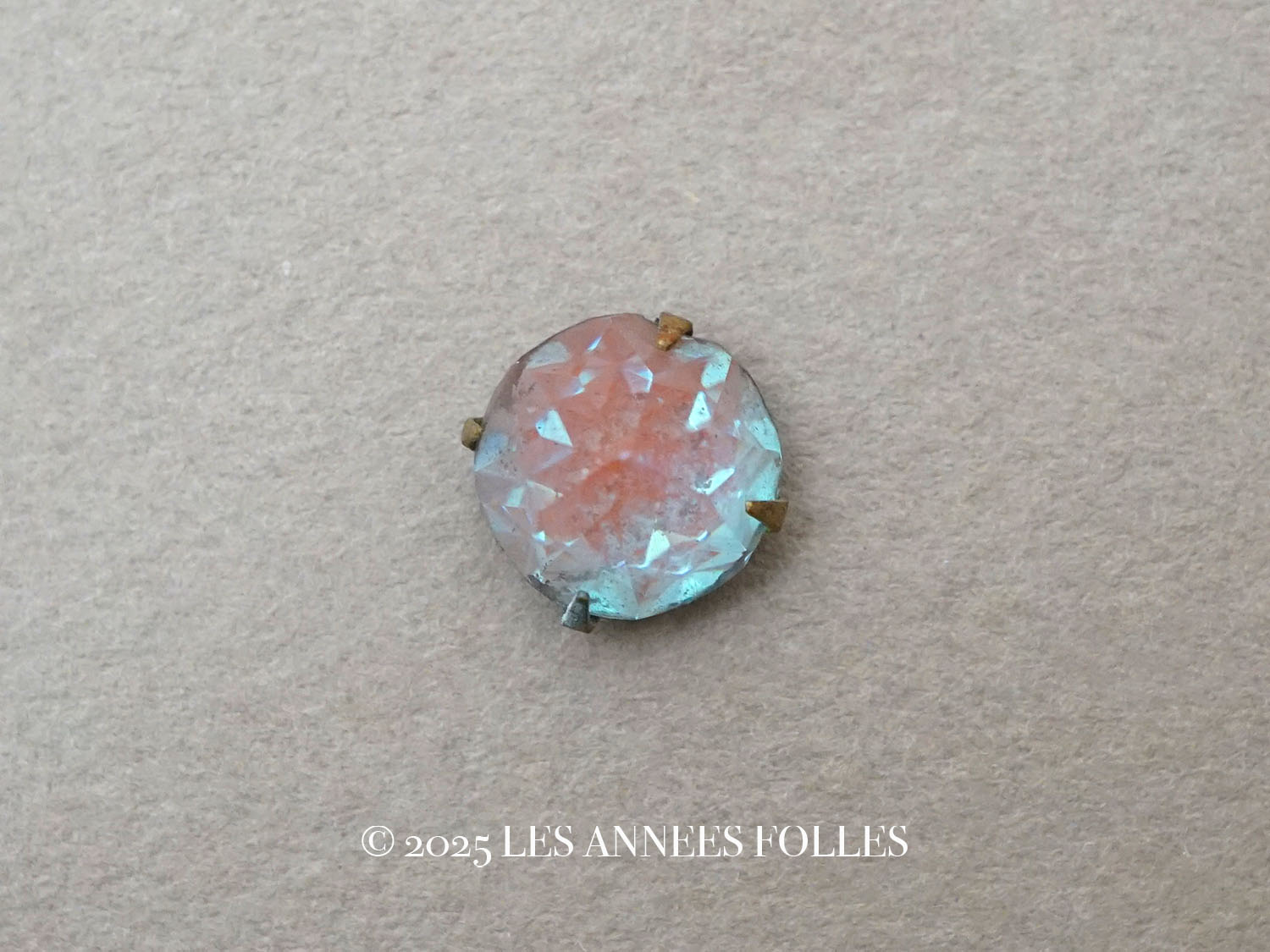 画像1: 【セール対象外】【クーポン対象外】アンティーク サフィレットのルース ラウンド 9.5mm (1)