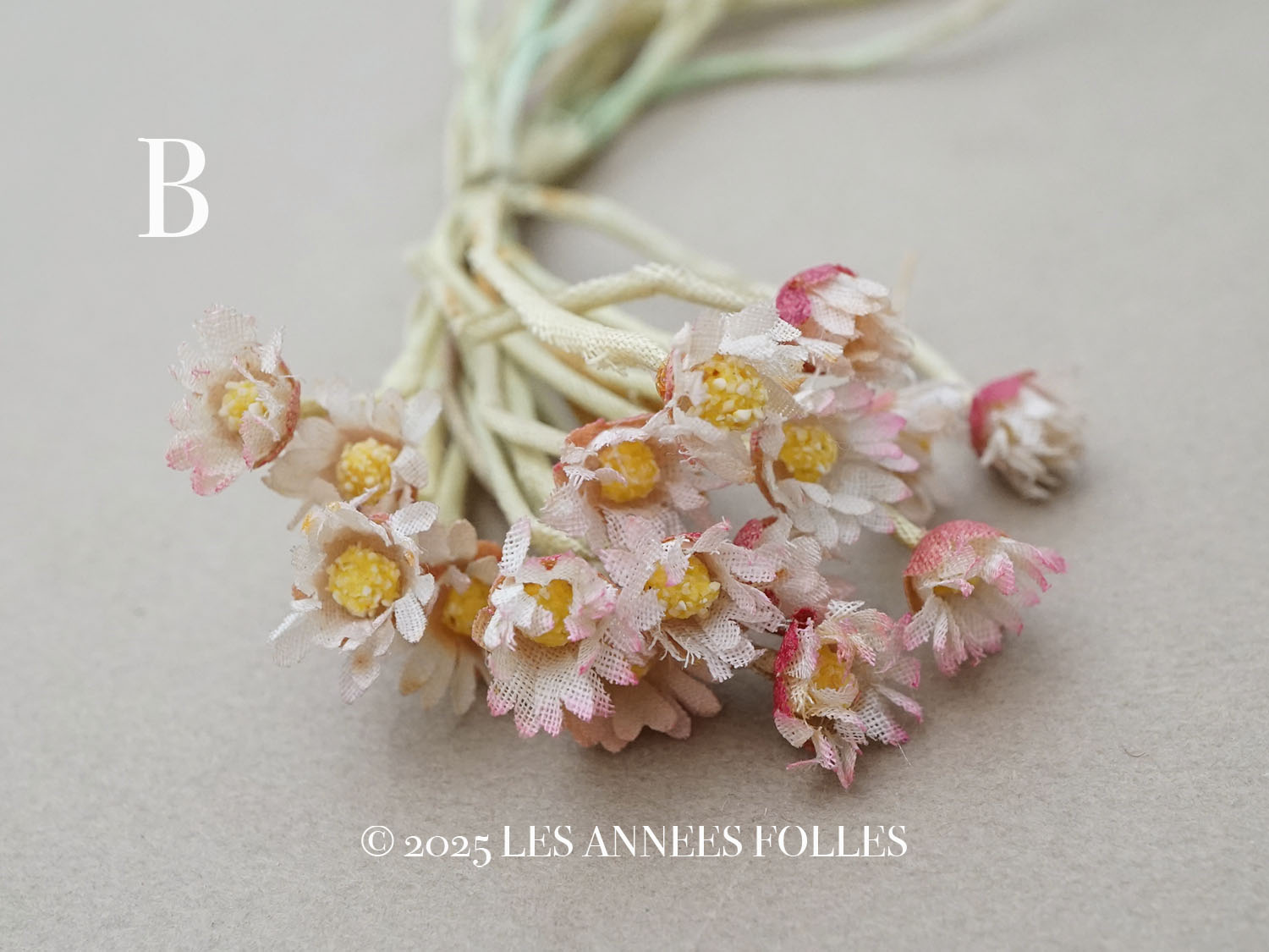 画像10: アンティーク デイジーの布花 16輪のセット (10)