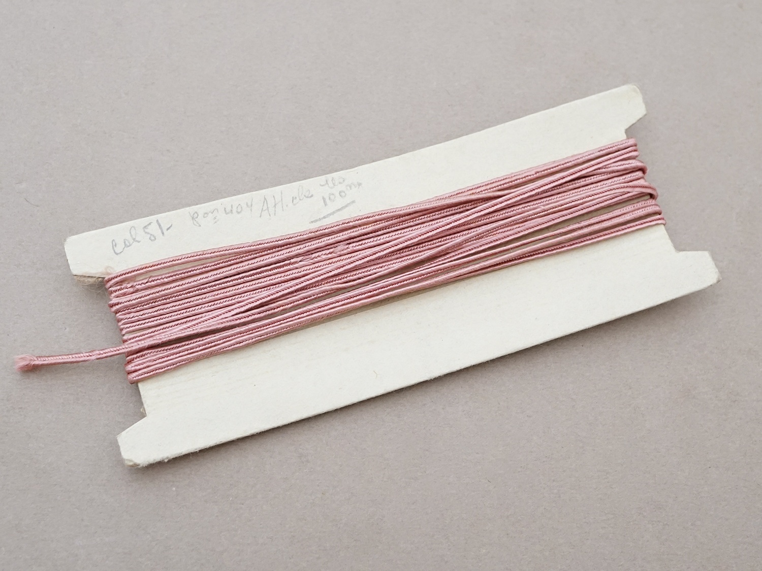 画像3: アンティーク 紐 グレイッシュピンク 4.15m 2mm幅 (3)