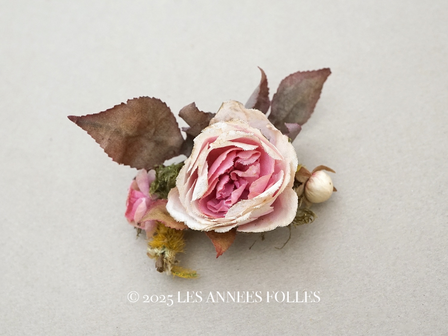 画像1: 1900年頃 アンティーク薔薇の布花 パウダーピンク (1)