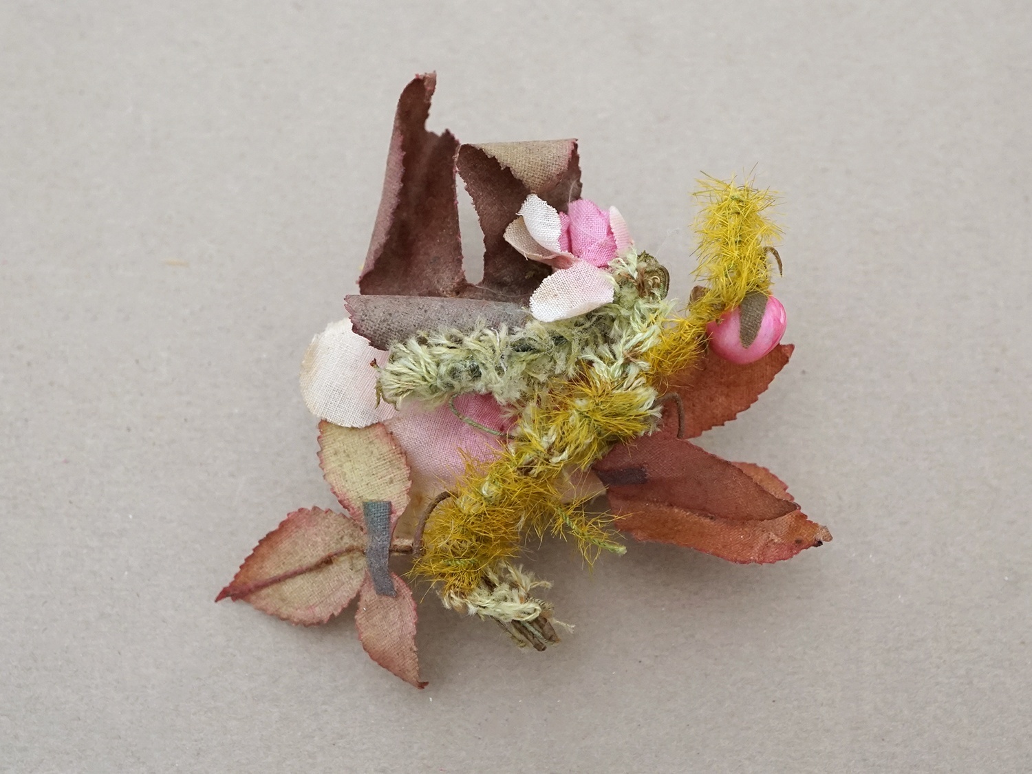 画像3: 1900年頃 アンティーク薔薇の布花 パウダーピンク (3)