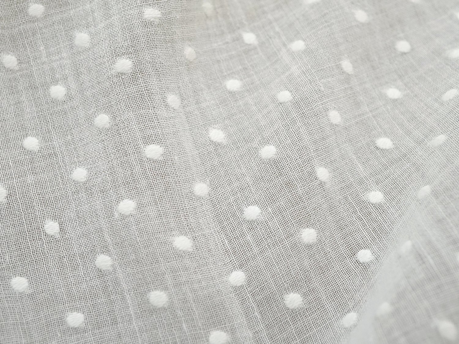 画像3: アンティーク  ドット刺繍入り コットンオーガンジー オフホワイト ファブリック テーブルクロス (3)