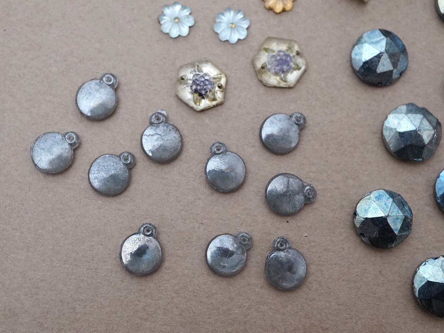 画像3: ＊蚤の市セット＊ アンティーク ビーズ＆スパンコールのセット (3)