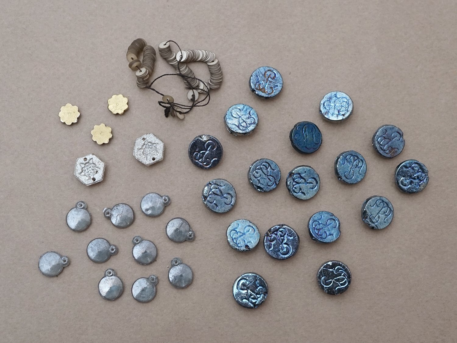 画像5: ＊蚤の市セット＊ アンティーク ビーズ＆スパンコールのセット (5)