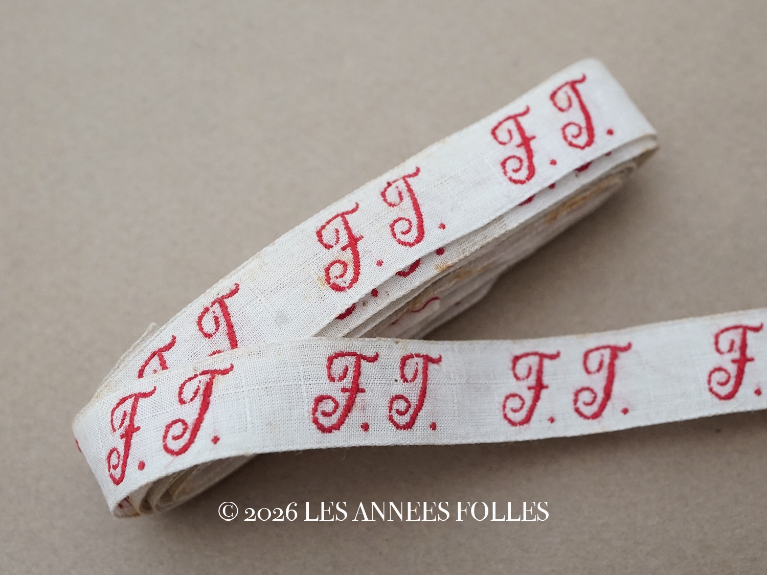 画像1: アンティーク 幅広 イニシャルテープ【FT】約1.87m ボルドー (1)