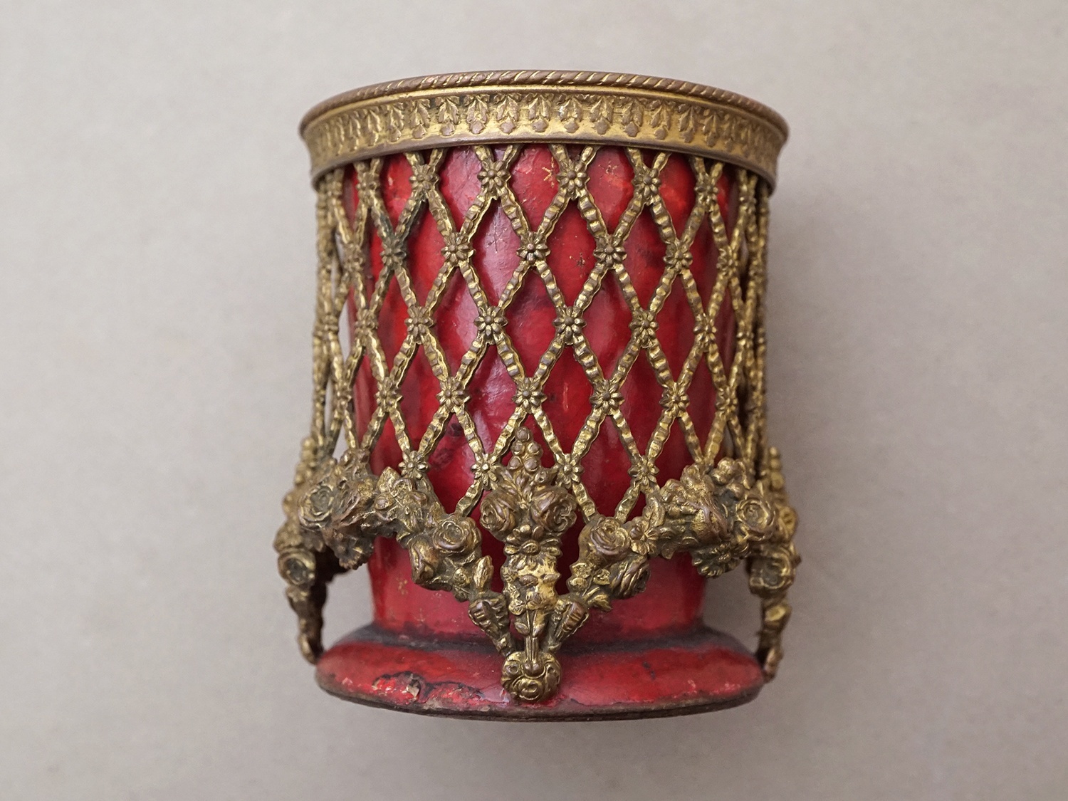 画像9: 19世紀 ナポレオン3世時代 アンティーク ピンクッション 薔薇のガーランド (9)