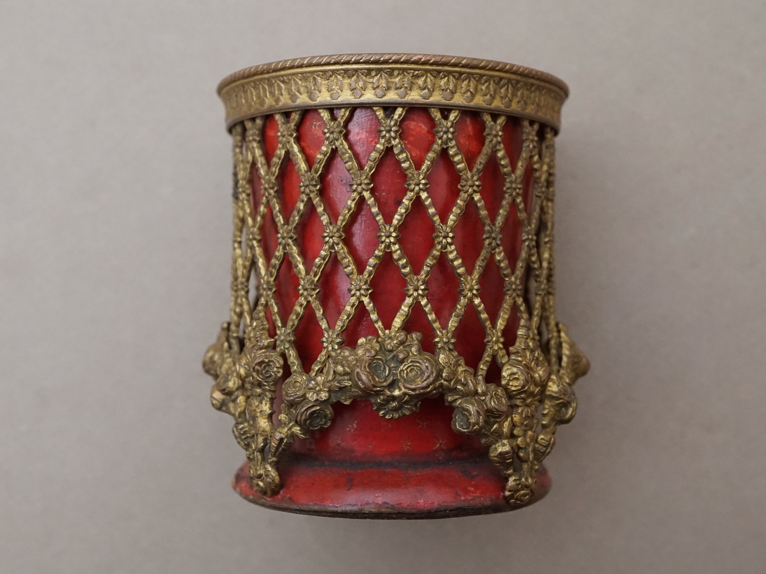 画像4: 19世紀 ナポレオン3世時代 アンティーク ピンクッション 薔薇のガーランド (4)