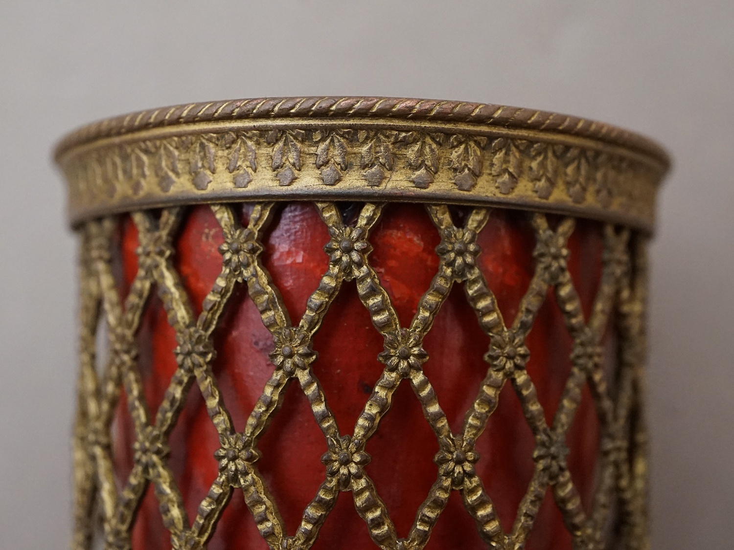 画像5: 19世紀 ナポレオン3世時代 アンティーク ピンクッション 薔薇のガーランド (5)