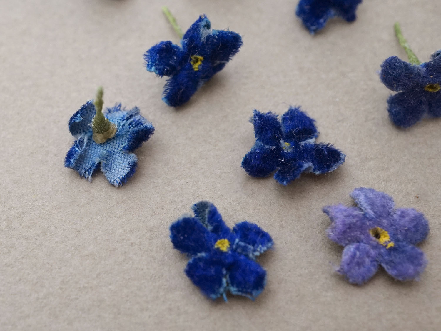 画像5: ＊蚤の市セット＊ アンティーク 勿忘草の布花のセット (5)
