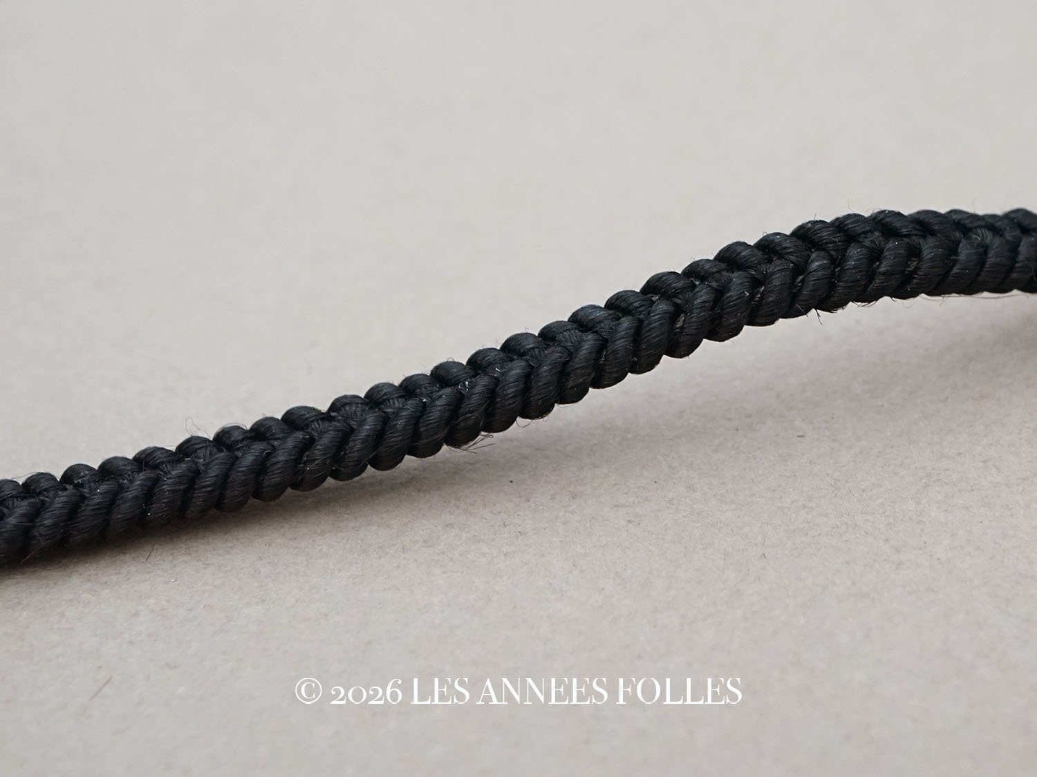 画像1: 1900年頃 アンティーク シルク製 トリム 黒 6mm幅 (1)