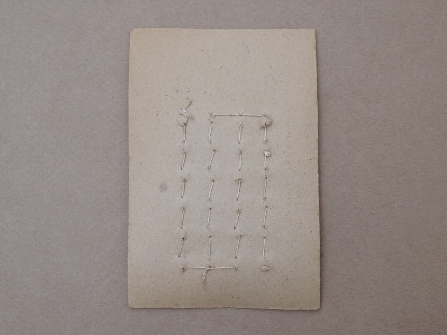 画像6: アンティーク マザーオブパール製 極小 ボタン 5mm 24ピース シェルボタン ブラウン (6)