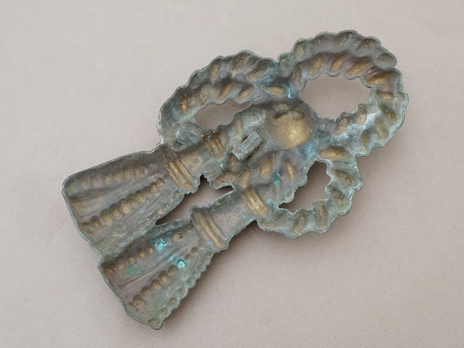 画像7: アンティーク  大きなタッセル型 オーナメント  (7)